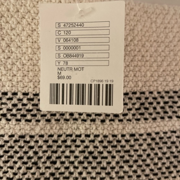 Urban outfitters knit black and cream skirt - Picture 2 of 2